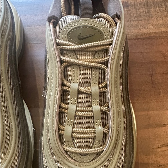 NikeAir Max 97. Neutral Olive Green and Cream Sneakers - Picture 5 of 12